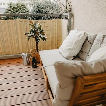Stilvolle In Ruhiger Lage Mit Balkon *